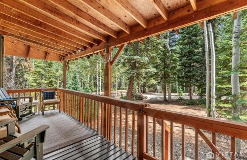 Duck Creek Village Casa | Mountain Haven w/Fire Pit & Private Cul-de-Sac