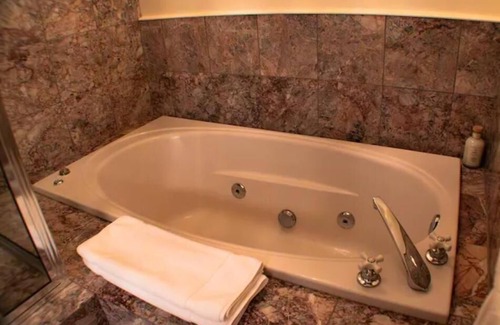 Wrightwood Casa | Mountain High Luxury Castle &Spa
