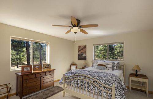 Angel Fire Cabina | Mountain Home on 2 private Acres