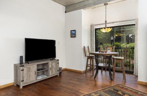 Wintergreen Casa | Mountain Inn Studio 91 with Wintergreen Advantage