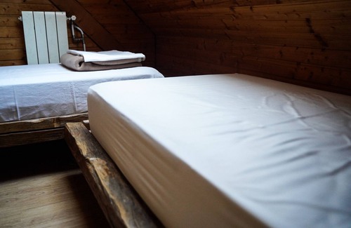 Mrkopalj Cabina | Mountain lodge Bijele stijene (Planinarski dom)
