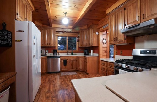 Natural Bridge Casa | Mountain Lodge: Heated Pool 83°