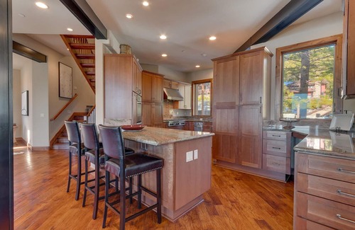 Incline Village Casa | Mountain Retreat - Incline Village Lakeview - TLUXP
