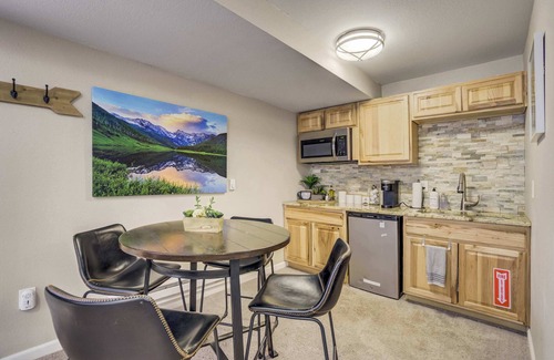 Cascade Apartamento | Mountain Studio! Cozy Escape with Stunning Views