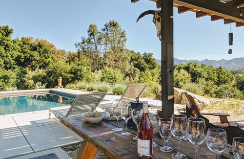 San Luis Obispo Casa | Moderna de la granja Casa con piscina en el rancho en el corazón de la costa central de viñedos