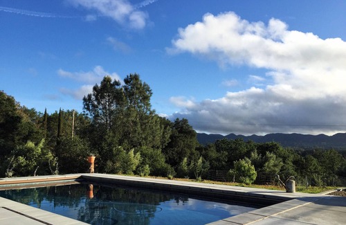 San Luis Obispo Casa | Moderna de la granja Casa con piscina en el rancho en el corazón de la costa central de viñedos