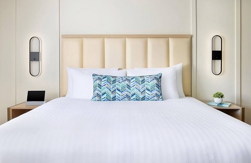 Calabasas Hotel | Mountain Scenery! Dog-friendly Property, Minutes to Calabasas Open Space Park
