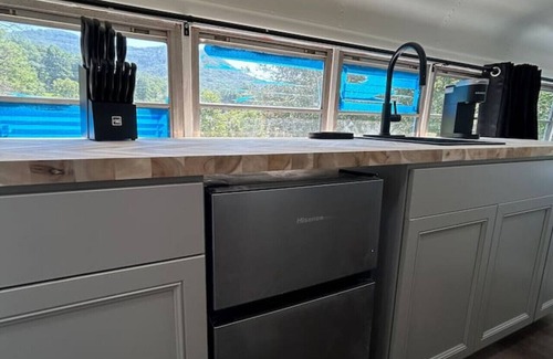 Candler Casa | Mountain SchoolBus w HotTub
