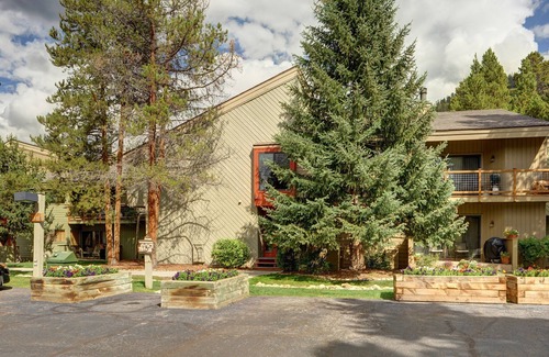 Keystone Apartamento | Estudio de montaña para 2 personas con chimenea | Acceso a la piscina + bañera de hidromasaje