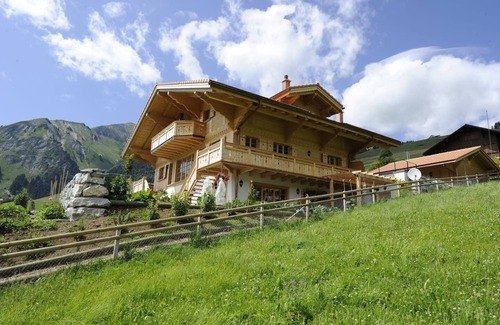 Chateau-d'Oex Chalet De Esquí | Mountain Top Chalet con fantásticas vistas