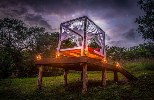 Balangoda Chalet De Esquí | Mountain Top Glamping Star Beds & Bush Bathtubs