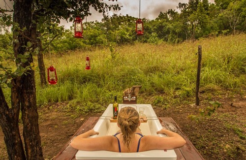 Balangoda Chalet De Esquí | Mountain Top Glamping Star Beds & Bush Bathtubs