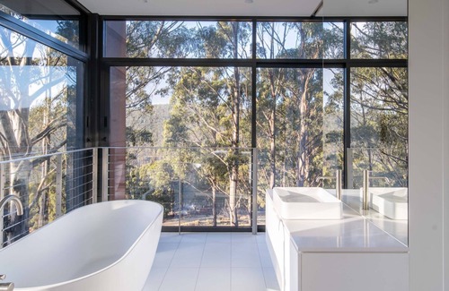 Snug Casa | Mountain Top Snug, House Itas