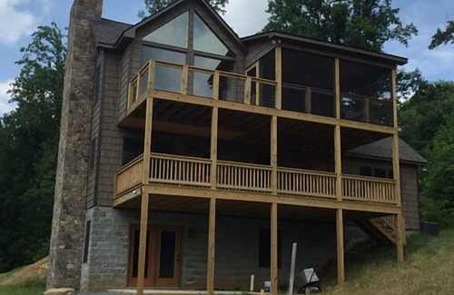 Stanardsville Cabina | Mountain Top Vista | 2 Bed, 1 Bath