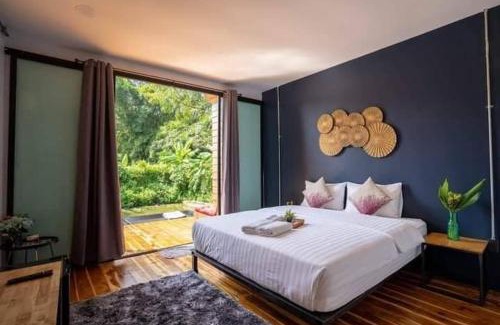 Doi Saket Casa | Mountain View ห้องพักริมน้ำ พร้อมสระว่ายน้ำ และพื้นที่ส่วนตัว