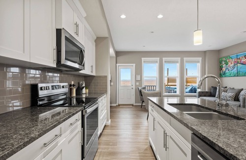 Calgary Casa | Mountain View 3BR Retreat w Private Hot Tub