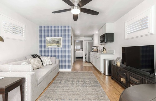 North Fork Apartamento | Mountain View Apt by Manzanita Lake