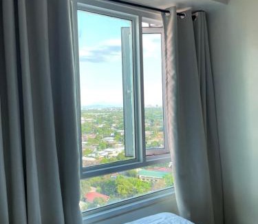 Legazpi Village Apartamento | Mountain View at Beacon Tower