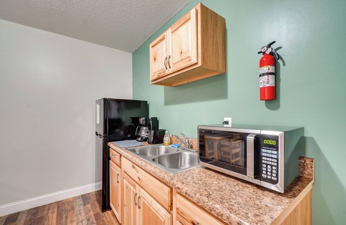 Briceville Apartamento | Mountain-View Briceville Studio: Pets Welcome!