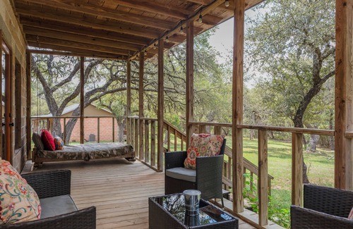 Leakey Cabina | Cabaña con vista a la montaña cerca de los arces perdidos y los parques Garner, Utopía y el río Frio