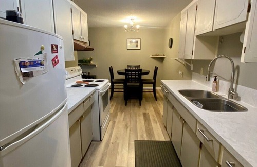 East Kootenay Condominio | Mountain View Condo | Sauna | Pet Friendly