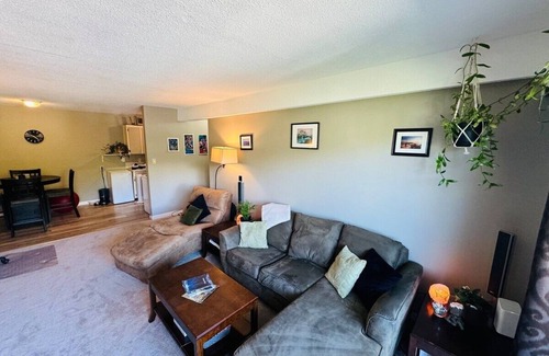 East Kootenay Condominio | Mountain View Condo | Sauna | Pet Friendly
