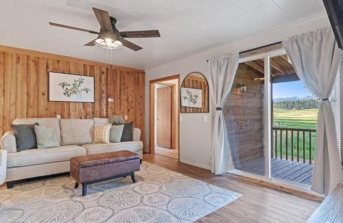 Custer Casa | Mountain View Gem BHBungalows #2