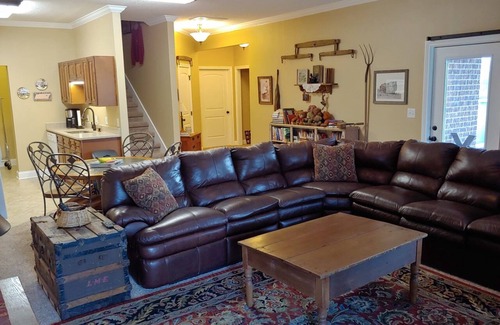 Maryville Casa | Mountain View Getaway