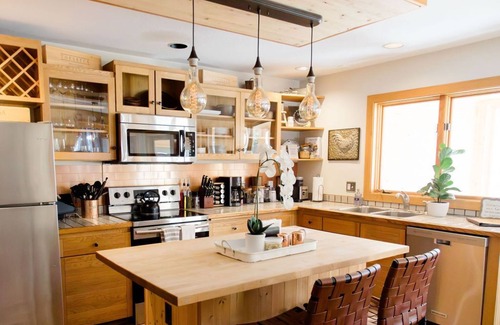 Frisco Casa | Mountain View Home cerca de Vail & Breckenridge con hermosa terraza acristalada y jacuzzi