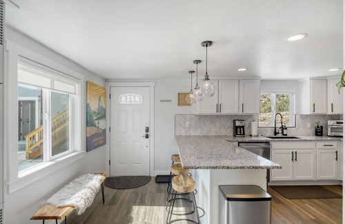Salida Casa | Mountain-View Home & Cabin on Arkansas River - Dog-Friendly & RVs welcome
