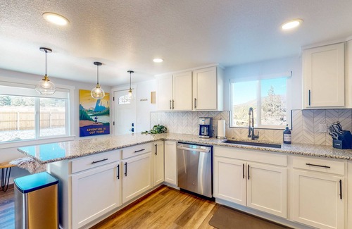 Salida Casa | Mountain-View Home on Arkansas River - Dog-Friendly & RVs Welcome