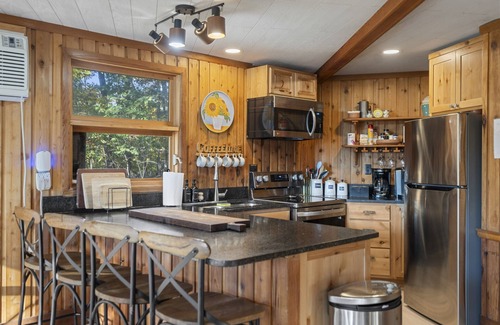 Basye Cabina | Mountain View Lodge 5 bdr near Lake Laura