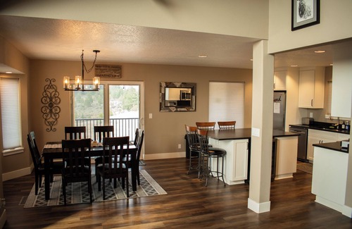 Deschutes River Woods Casa | Mountain View Retreat on 10 Private Acres, Minutes from all things Bend!