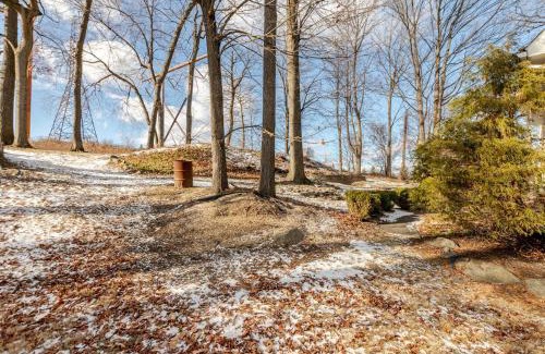 Cherryville Casa | Mountain View-Steam Shower-2 Tier Patio- King Bed