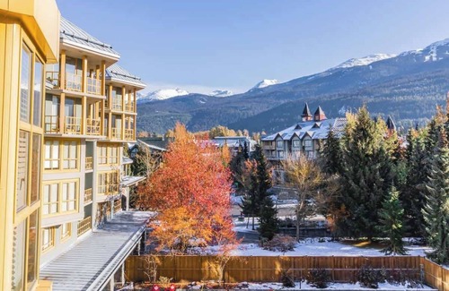 Whistler Cay Heights Apartamento | Mountain View Studio in Whistler Village