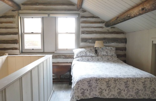 Kernville Otro | Mountain View: swimming hole and hot tub overlooking horse meadows