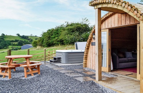 Llandovery Cabaña | Mountain View - UK34179