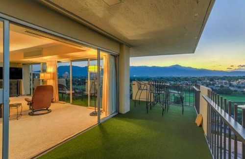 Southeast Colorado Springs Apartamento | Mountain Views From L-Shaped Terrace