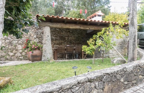 Caminha Casa | Mountain Villa with Swimming Pool