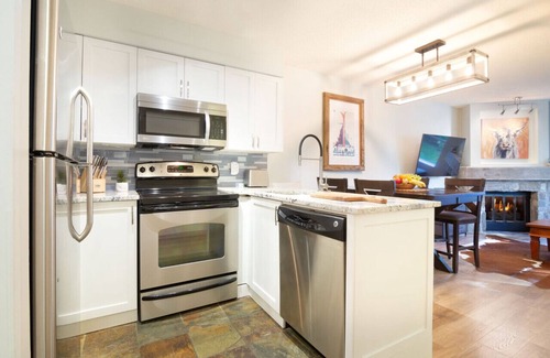 Blackcomb Condominio | Mountainside 2Br / 2Ba - Bañera de hidromasaje / piscina / estacionamiento gratuito