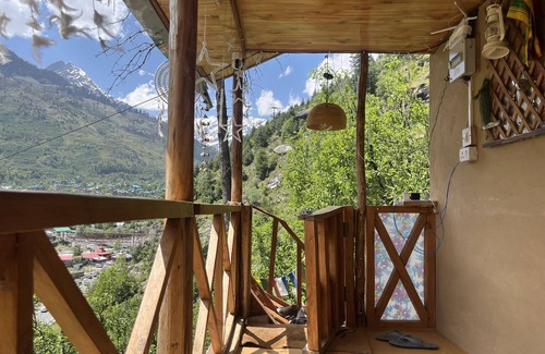 Bashisht Casa | Mountainside Bliss: Find Peace and Comfort at Our Mud House in Manali