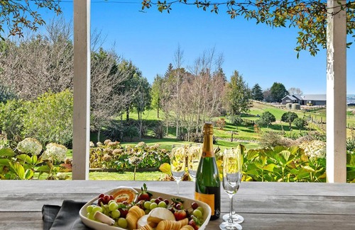 Acacia Bay Casa | Mountviews Lodge
