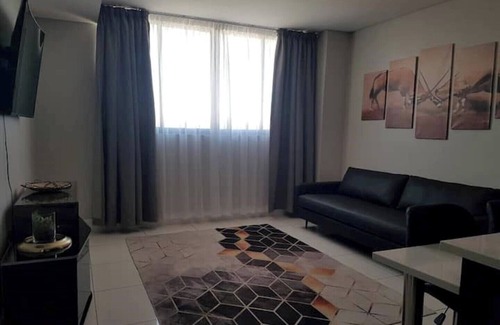Windhoek West Apartamento | Movics Modern Apartment Located in the City Center