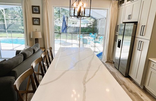 Indian Point Casa | Movie & Game rooms, Private pool with Sunshelf and Tesla Charger