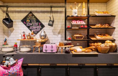 Munchen District Hotel | Moxy Munich Messe