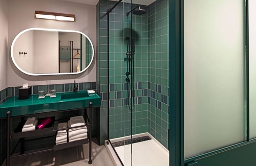 St. Petersburg - Clearwater Hotel | Moxy St. Petersburg Downtown