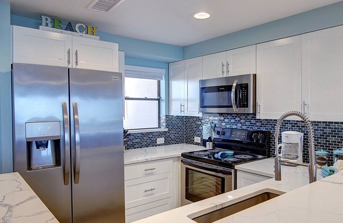 Port Aransas Condominio | MP307 | Wake Up to Ocean Views | Beach Boardwalk
