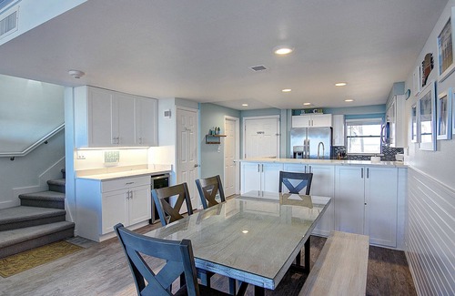 Port Aransas Condominio | MP307 | Wake Up to Ocean Views | Beach Boardwalk