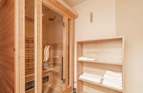 Nova Vas Casa | Mržek House with Sauna - Happy Rentals