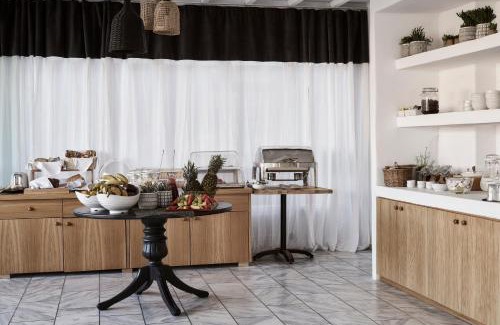 Platis Gialos Hotel | Mr & Mrs White Mykonos